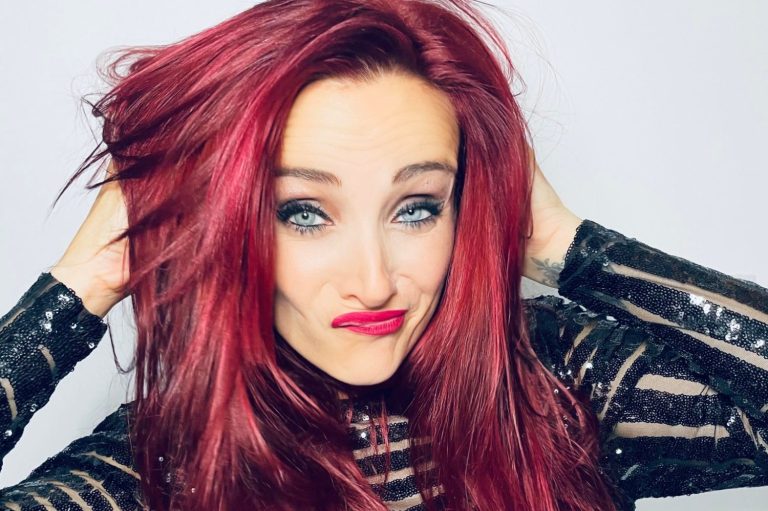 Bee Ounsworth from BUCKLE N BOOTS